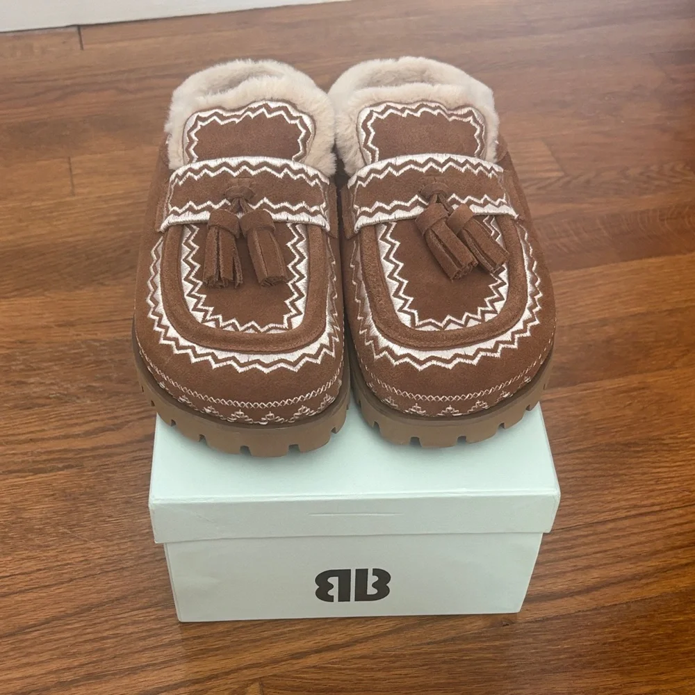 Bibi Lou Moc Contrast Tassel Flats - Picture 1 of 9